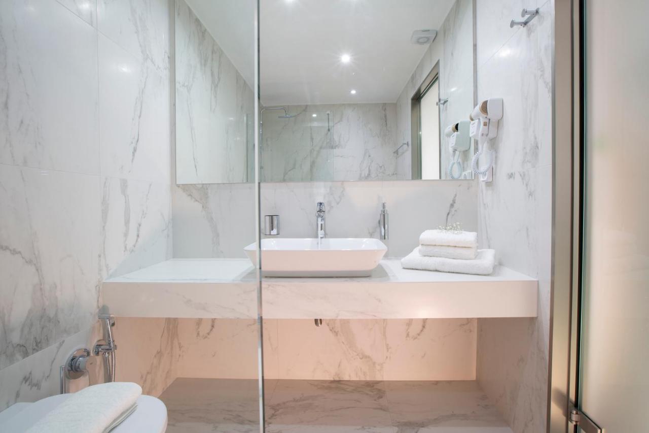 Smile Inn Nydri  Ngoại thất bức ảnh