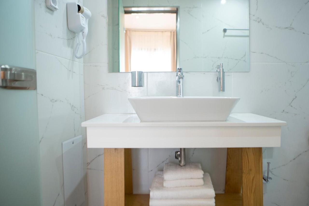 Smile Inn Nydri  Ngoại thất bức ảnh